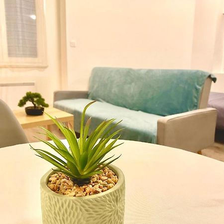 Studio Confortable Au Centre De Manosque Eksteriør billede