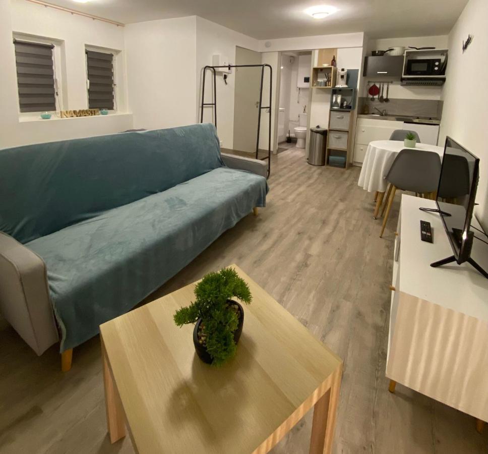 Studio Confortable Au Centre De Manosque Eksteriør billede